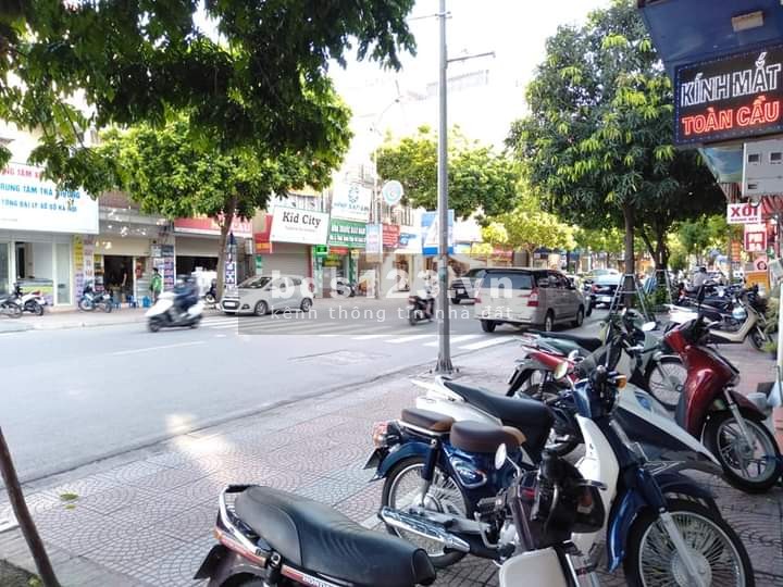 Mặt Phố Thạch Bàn Kinh Doanh Sầm Uất Long Biên, liên hệ 0986209188, đúc 5 tầng