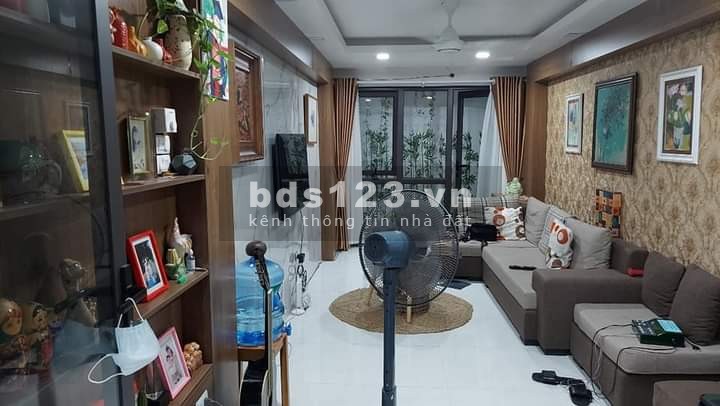 Bán nhà phố Đào Tấn Ba Đình diện tích 46m2, 5 tầng mặt tiền 4 m giá 5.8 tỷ, chính chủ