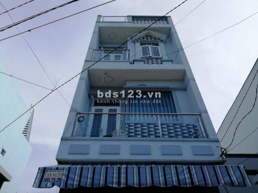 Nhà Phú Định Quận 8 diện tích 60m2 Hẻm Xe Hơi Cách Mặt Tiền 15m.