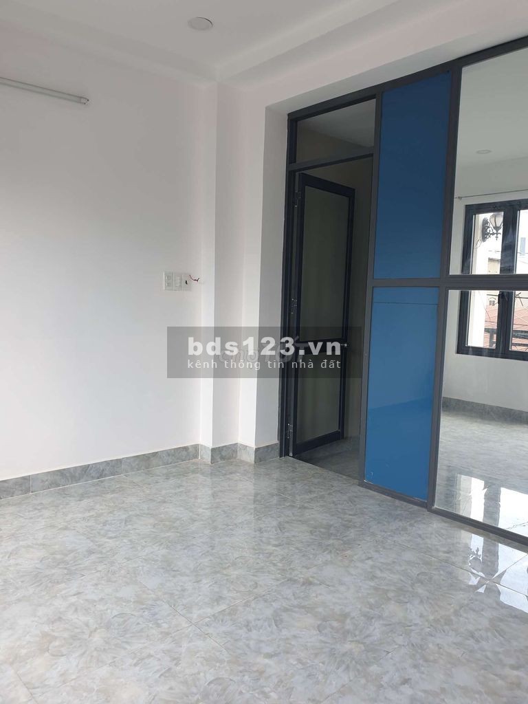 Cho thuê nhà MT Bùi Thị Xuân, Phường 3, Quận Tân Bình. Trệt 3 lầu có sẵn máy lạnh từng phòng