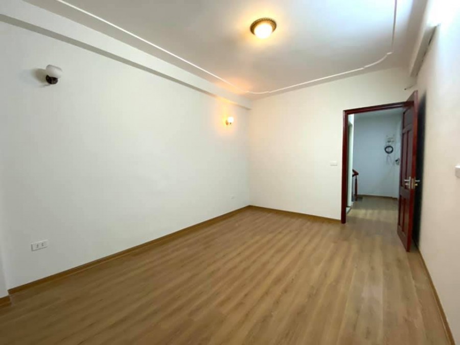 Bán nhà Hà Trì, Hà Đông 30m2, 5T, nhà đầy đủ công năng, giá chỉ 2,7 tỷ, thương lượng