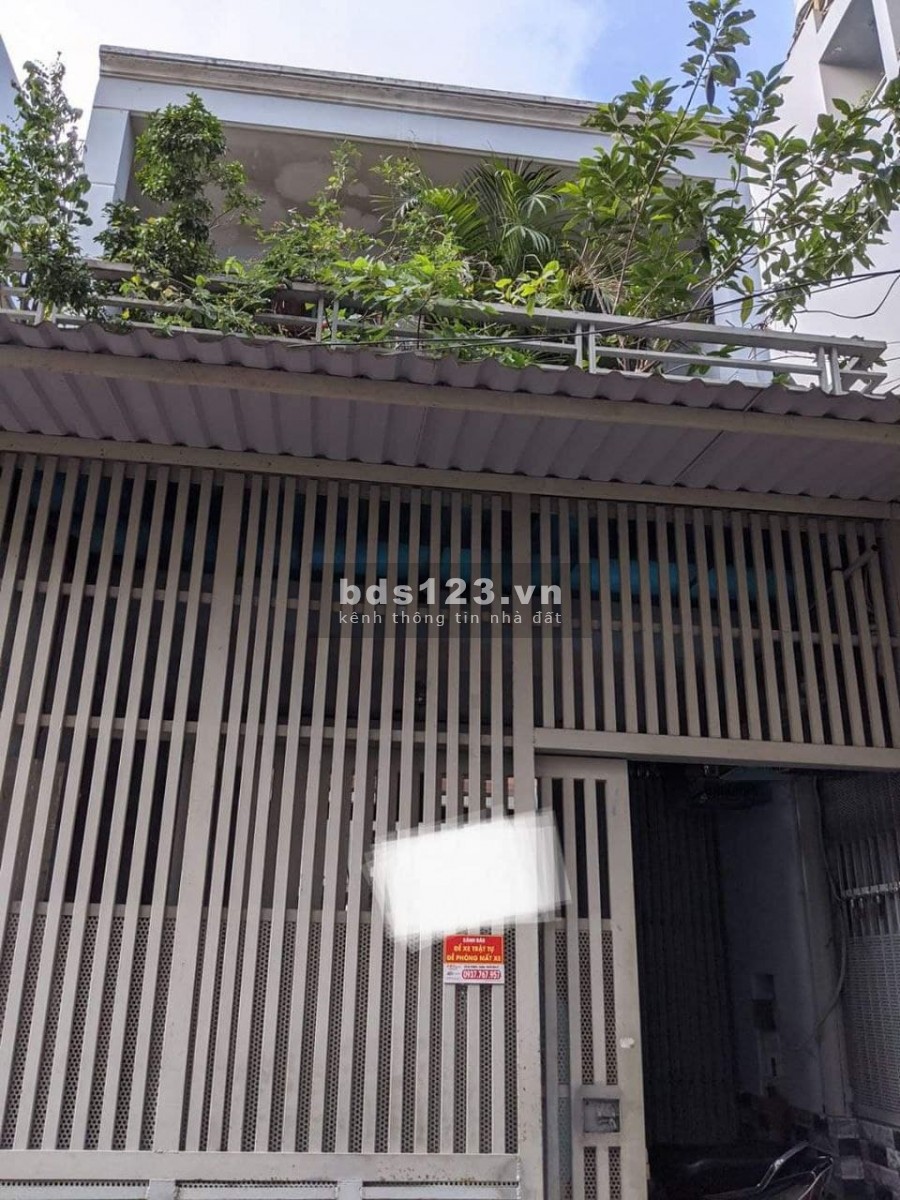 Nhà siêu rẻ khu Vip Tây Thạnh-Tân Phú, diện tích 63m2, hẻm 6m, giá chỉ 5 tỷ