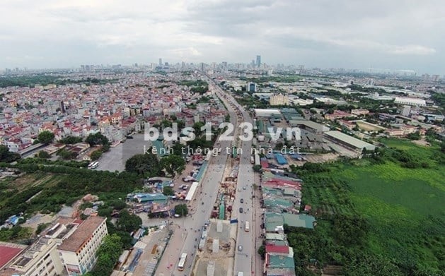 Cho thuê mặt bằng kinh doanh sầm uất Hoài Đức, Hà Nội mặt tiền 28m