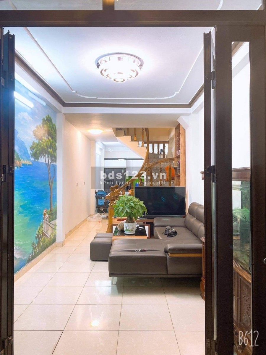 Hàng hiếm bán nhà Phạm Văn Đồng Bắc Từ Liêm, lô góc, xây mới, giá đầu 3 tỷ, lhcc