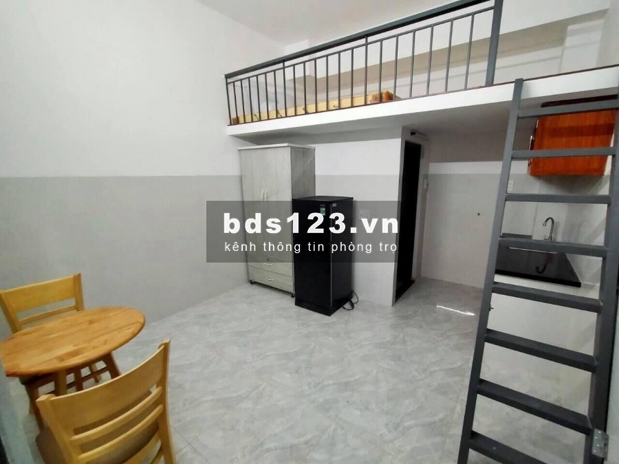 Cho thuê phòng có gác đầy đủ tiện nghi gần ETown Tân Bình