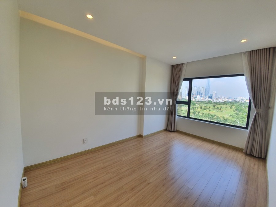 Bán căn 1 pn, có ban công tầng trung view công viên, Landmark 81, liên hệ 0934117218