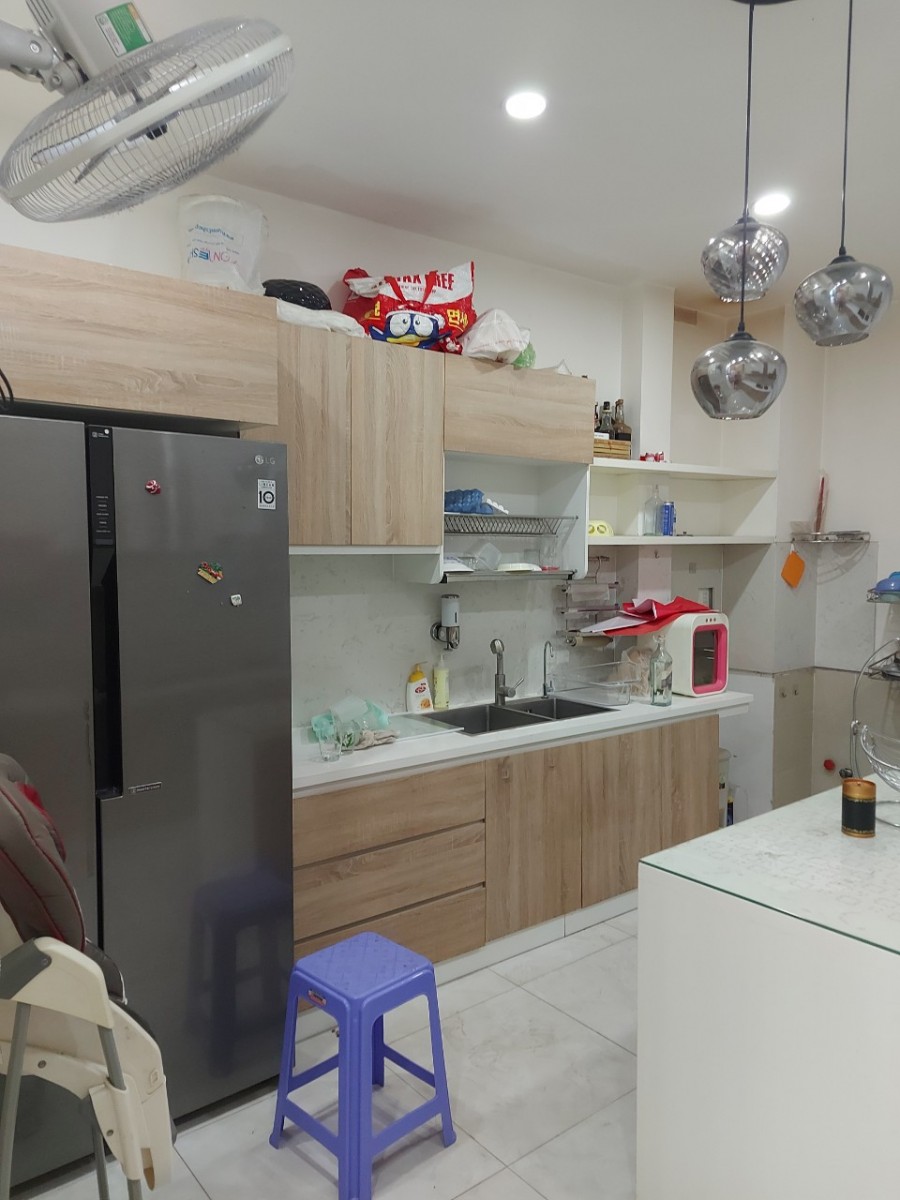 Nhà Mặt Tiền Kinh Doanh Cần Bán Nhanh Gía Rẻ 4m X 15m , 5 tầng giá bán 9.6 tỷ