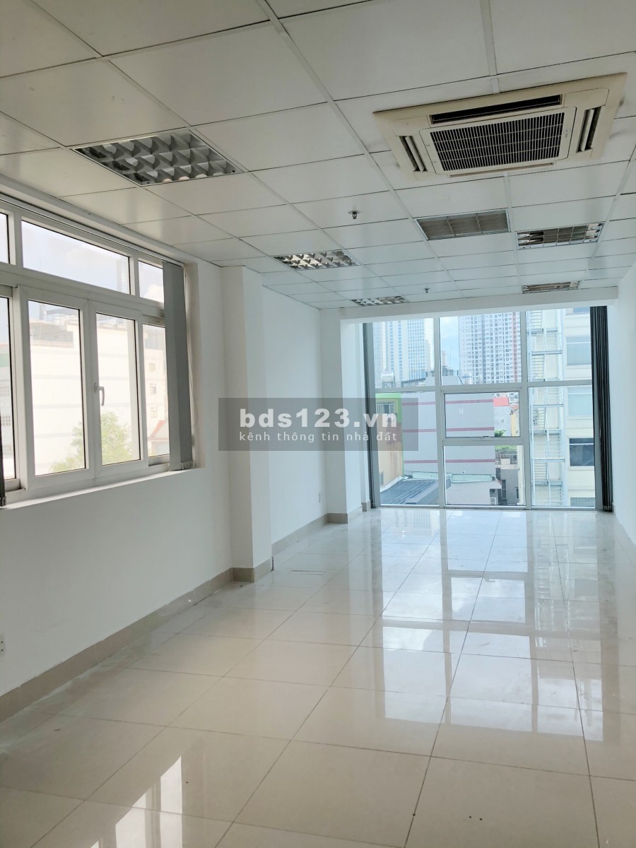 Cho thuê văn phòng 28m2 tại tòa nhà 161 Ung văn văn khiêm, Q. Bình Thạnh