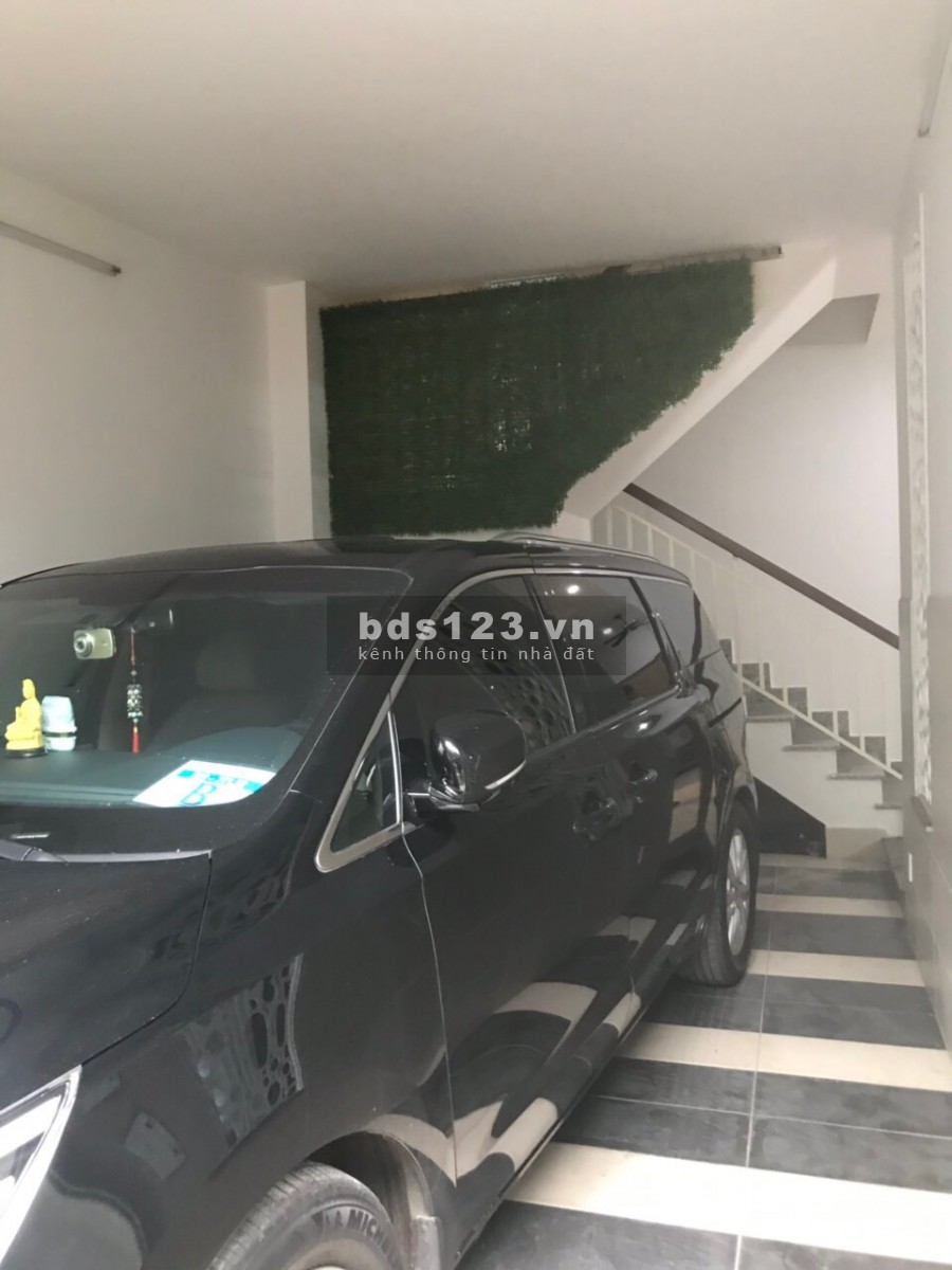 Cho Thuê Nhà Đường Tân Hương, Quận Tân Phú, diện tích sử dụng 6x20m, 3 lầu.