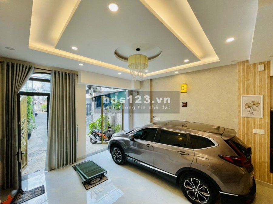 Cho Thuê Nhà Hồng Hà, Quận Tân Bình, diện tích sử dụng 8x18, 3 lầu