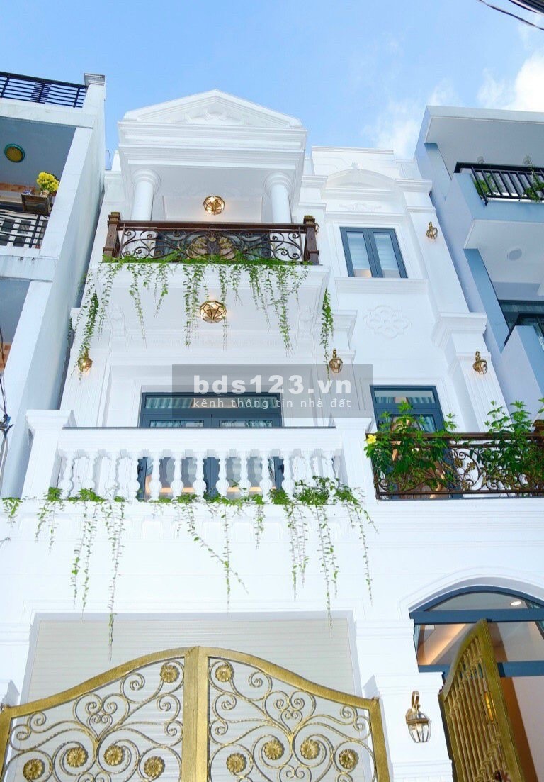 Cho Thuê Nhà Hồng Hà, Quận Tân Bình, diện tích sử dụng 8x18, 3 lầu