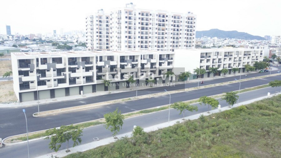 Chính thức nhận cọc 12 căn Shophouse mặt tiền 49m KĐT VCN Phước Long 2 Nha Trang.