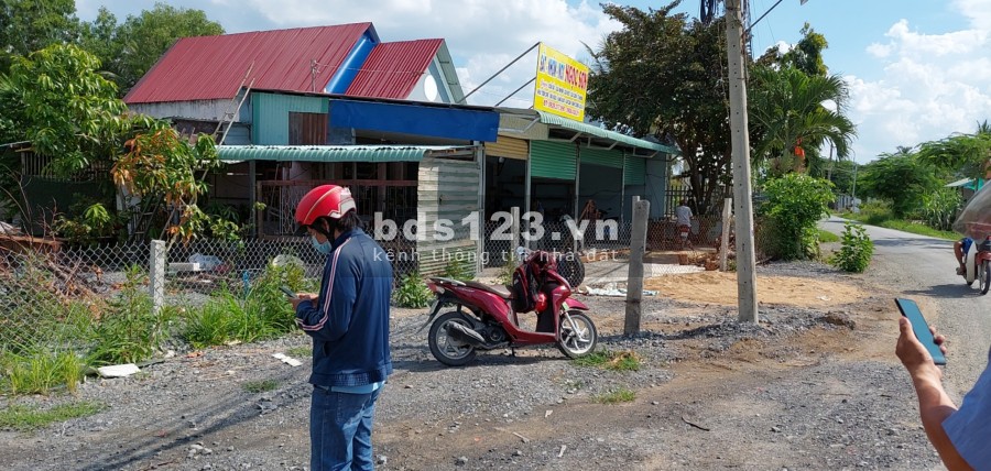 Bán lỗ 600m2(10x60) full thổ, mặt tiền Ao Gòn, đường 10m thương lượng chính chủ