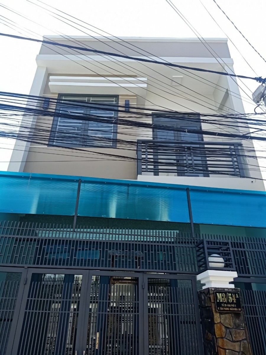 Bán nhà 1 trệt, 1 lầu, mt 2 ô tô gần giáo xứ Thuận An, Tân Phong, dt 73m,2 shr thổ cư, giá 3.7 tỷ