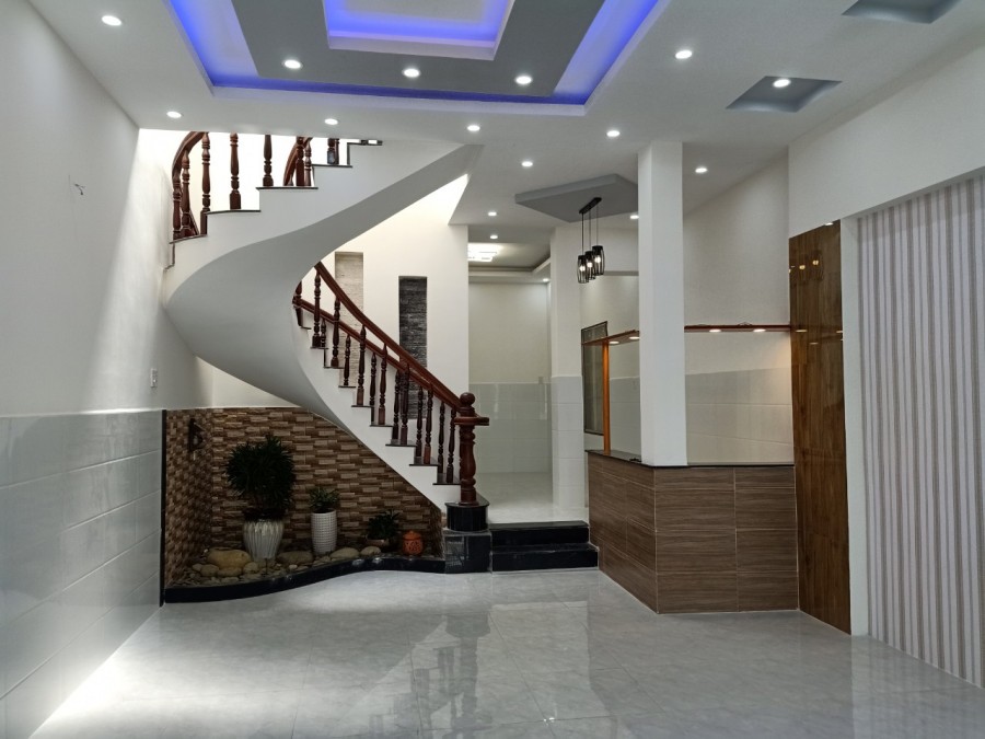 Bán nhà 1 trệt, 1 lầu, mt 2 ô tô gần giáo xứ Thuận An, Tân Phong, dt 73m,2 shr thổ cư, giá 3.7 tỷ