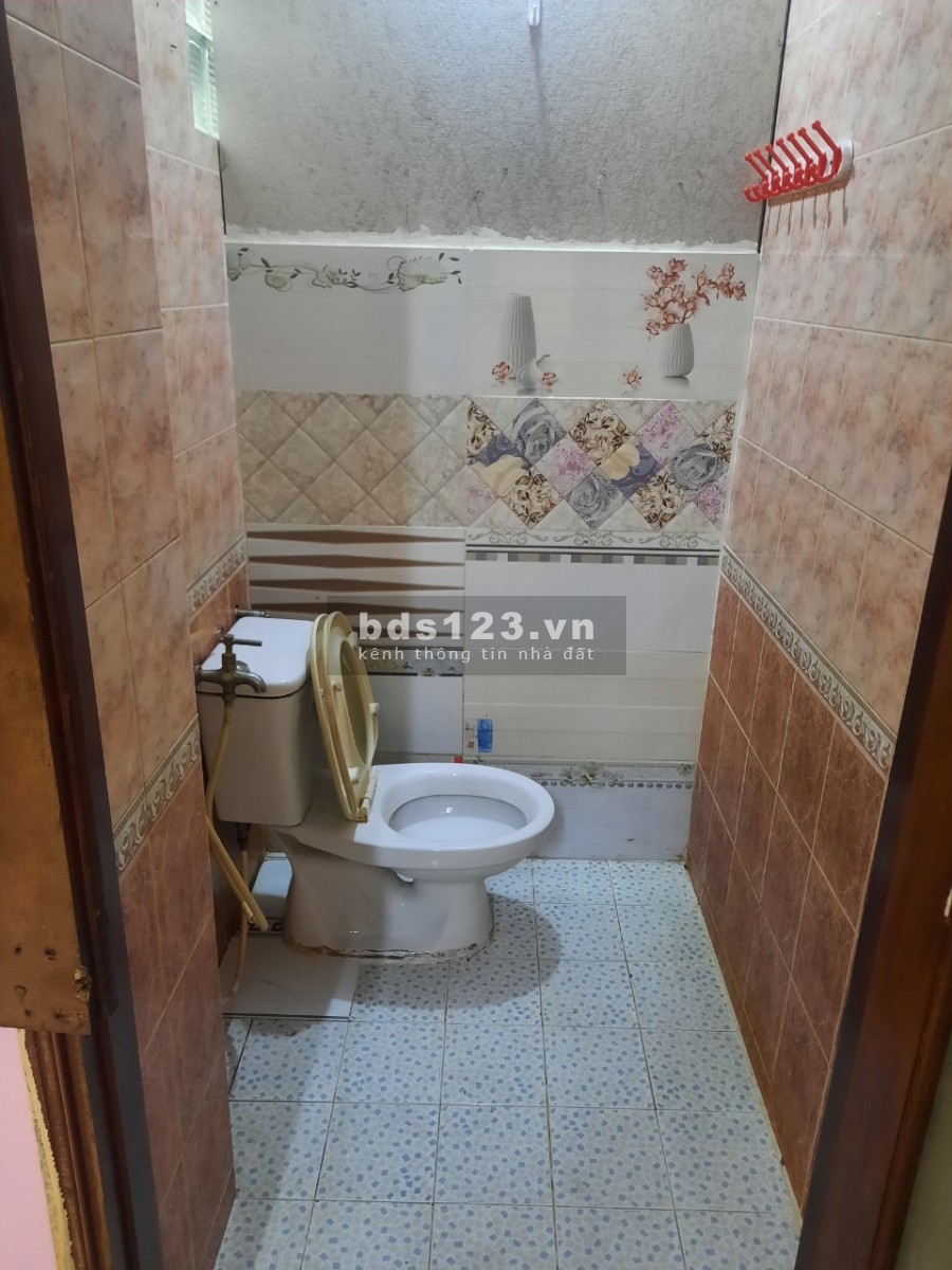 Phòng cho thuê giá rẻ máy lạnh Tân Bình 3tr có tủ đồ, giường nệm, cửa sổ lớn, máy lạnh
