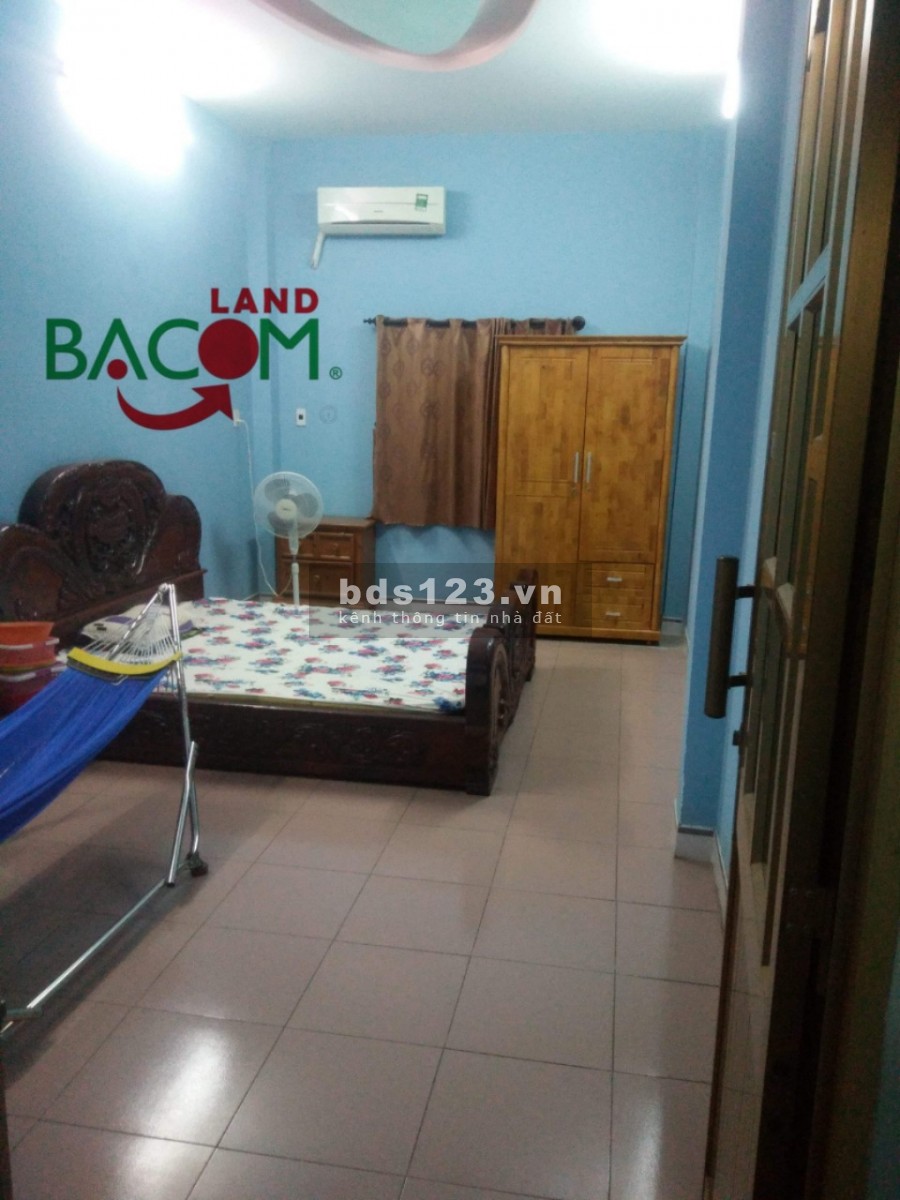 Bán nhà 1 trệt 2 lầu vòng xoay Tân Phong, dt 88m2, sổ riêng thổ cư 100%, giá chỉ 4.5 tỷ