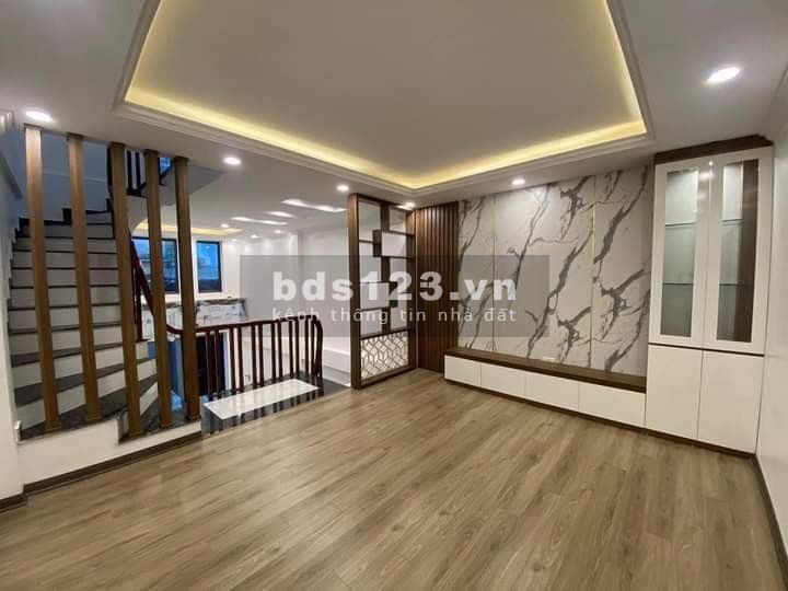 Chính chủ cần bán nhà phố Tân Mai, Hoàng Mai, dt 65m2, 4 tầng, mt 4m, giá 9.5 tỷ
