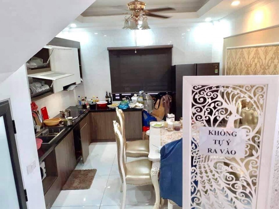 Nhà Quận Thanh Xuân gara ô tô kinh doanh dt 55m2 x 5 tầng 2 mặt thoáng giá nhỉnh 7 tỳ