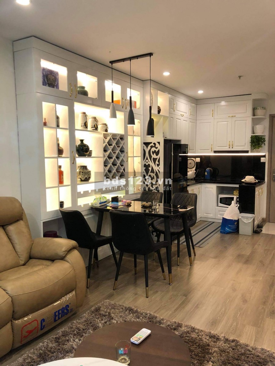 Cần Bán Gấp Căn Hộ 2 Phòng Ngủ VinHomes Ocean Park Gia Lâm, giá 2 tỷ