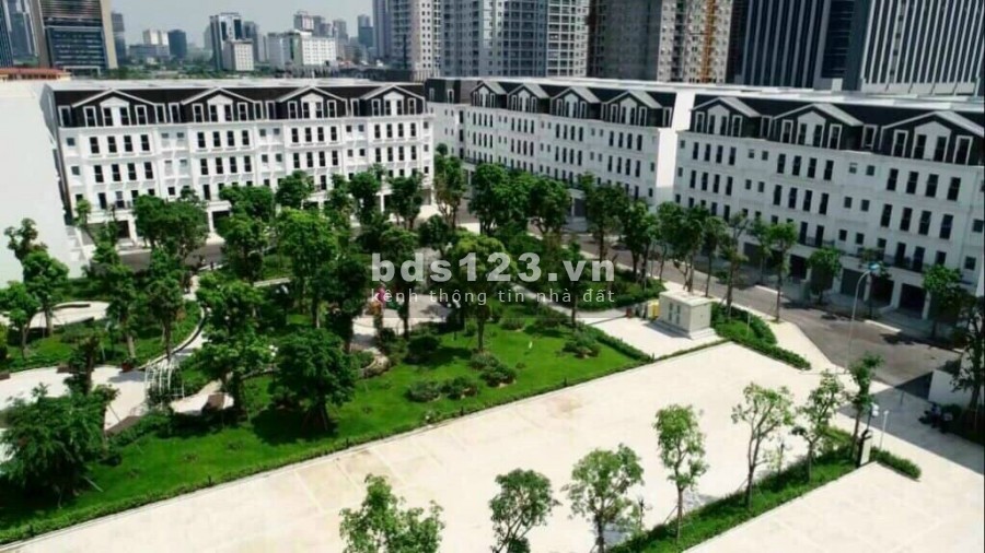 Bán căn shophouse mặt phố quận Cầu Giấy kinh doanh được ngay, giá bán 33 tỷ