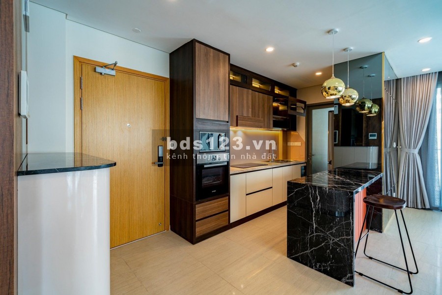 Cần bán căn hộ 3 pn, dt 124m2, tại Diamond Island, view trực diện sông Sài Gòn, Bitexco, full nội thất cao cấp