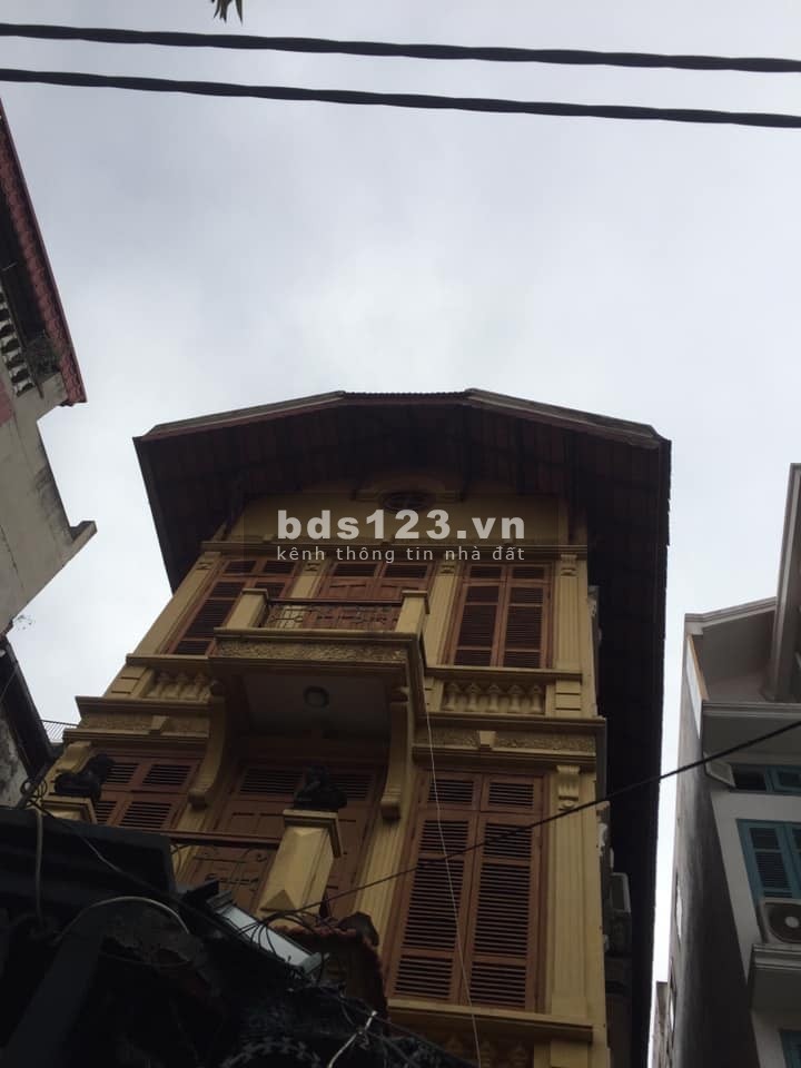 Bán nhà 3 tầng phố Từ Hoa DT 153m2 cách Hồ Tây 30m giá 26 tỷ. LH 0912442669