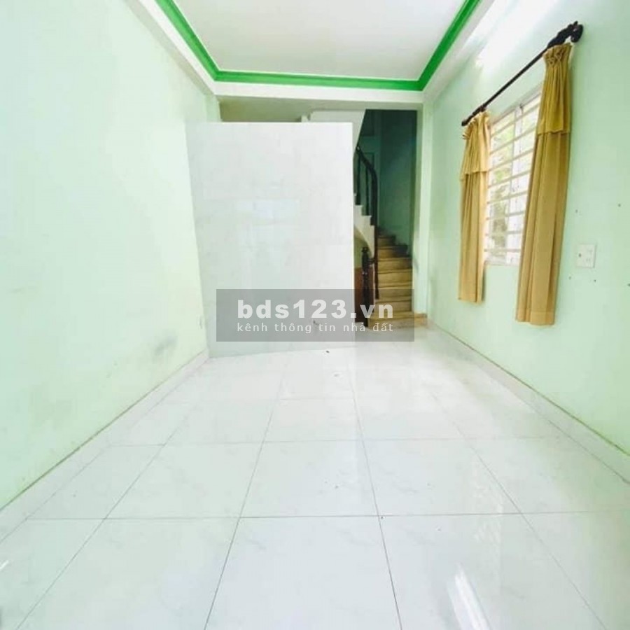 Bán nhà 4 tầng 3 mặt thoáng mát chỉ 3.8 tỷ, nhà ngay chợ Bà Chiểu đường Lê Quang Định