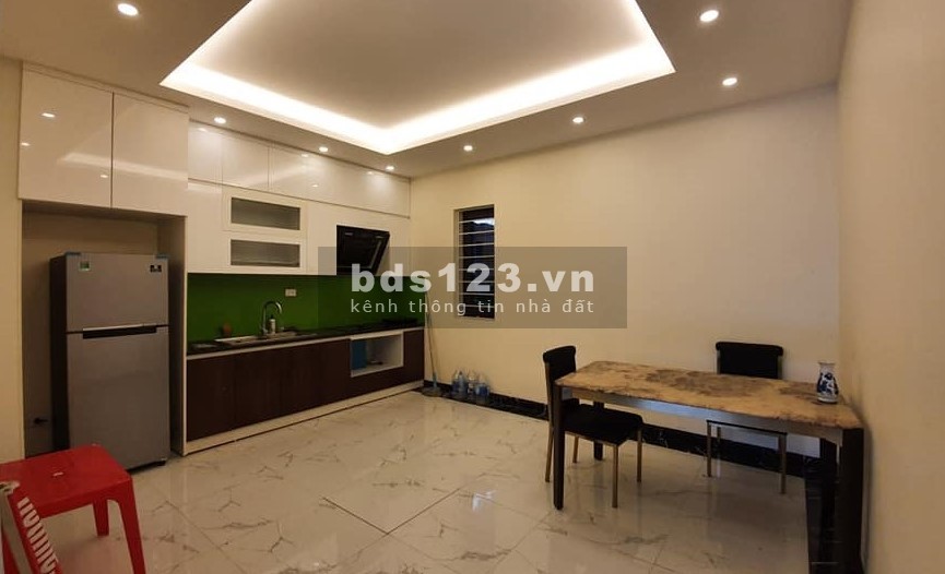 Đầu tư sinh lời, vừa ở vừa cho thuê, Nguyễn Văn Cừ, dt 50m2, 7 tầng, giá chỉ 7 tỷ