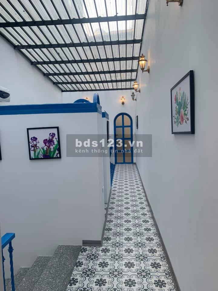 Bán nhà nguyên căn đẹp Thượng Thanh, dt 63m2, giá 3.25 tỷ, 2 tầng đúc, sổ đỏ