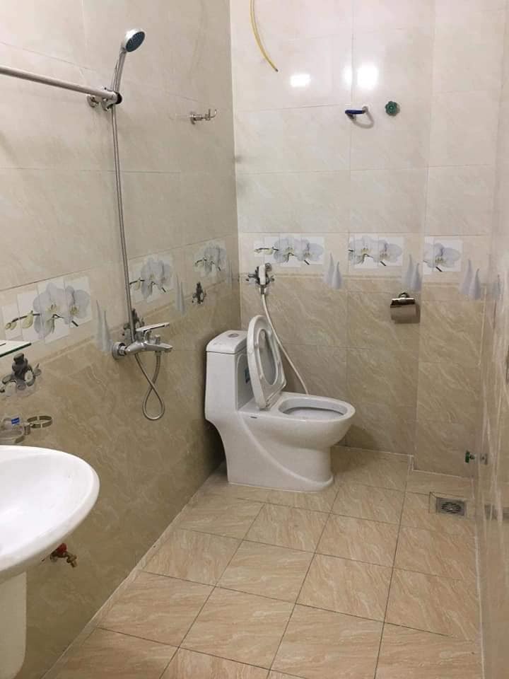 Bán nhà điện tích 63m2 6 tầng ôtô đỗ nhỉnh 4tỷ gần Hoàng Mai Thanh Trì, lhcc