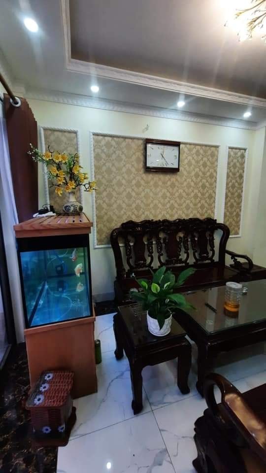 Bán nhà Yên Phúc cạnh KĐT Văn Quán Hà Đông 40m 5 tầng mặt tiền 3.7m giá chỉ 2.x tỷ ngõ thông rộng nhà đẹp