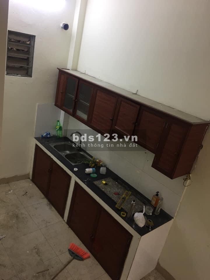 Bán nhà nguyên căn Mỹ Đình 2 mặt thoáng dt 40m2, đúc 4 tầng giá 2.6 tỷ