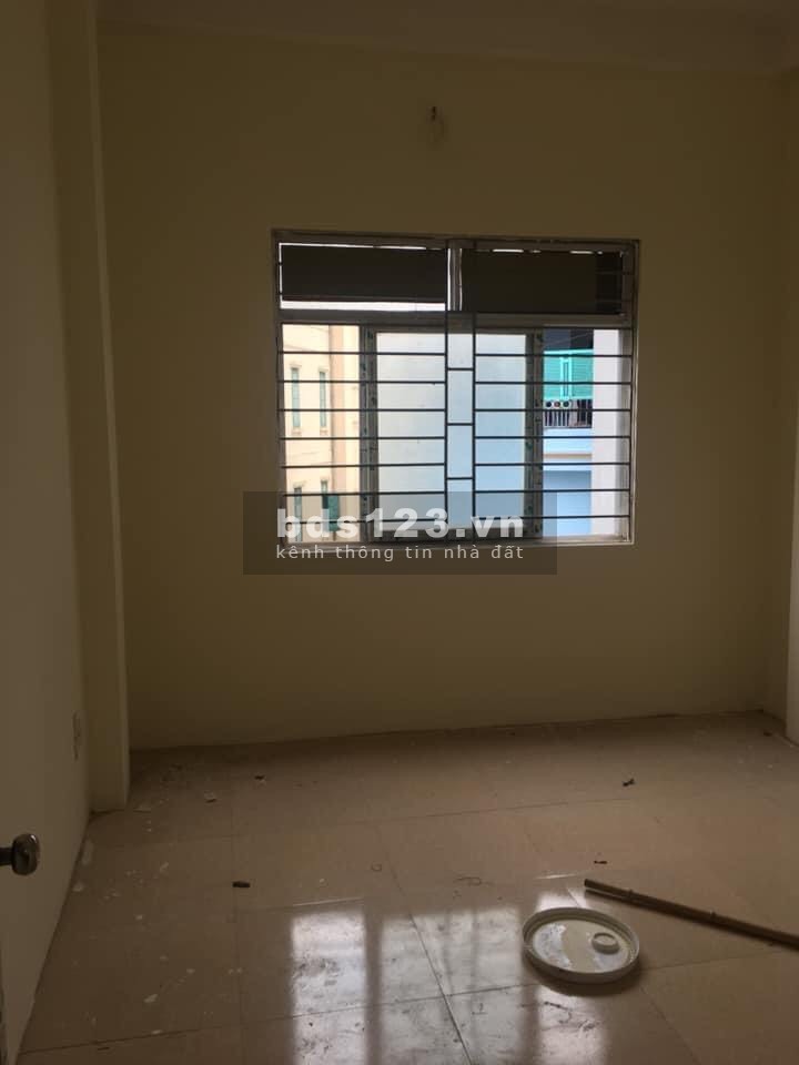 Bán nhà nguyên căn Mỹ Đình 2 mặt thoáng dt 40m2, đúc 4 tầng giá 2.6 tỷ