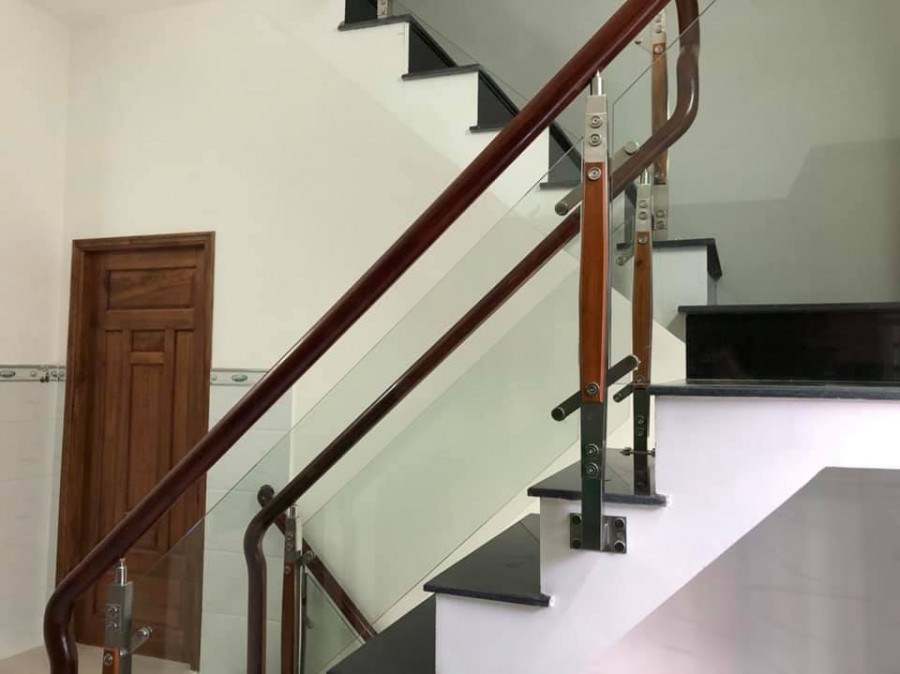 Chín chủ bán nhanh nhà cấp 4 nguyên căn Quận Tân Phú, dt 36m2, 3 tầng đúc, lh 0917173744 Nghĩa