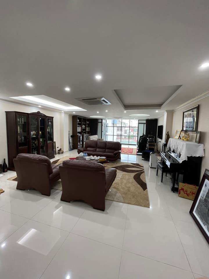 Nhà mới 10 tầng phố Vạn Phúc Quận Ba Đình Hà Nội giá nhỉnh 40 tỷ, lh 0945999599