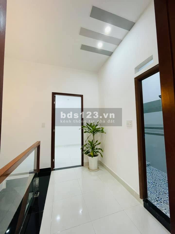 Bán nhà gấp nhà Phạm Văn Chiêu, Gò Vấp diện tích 37m2 giá 3.55tỷ LH 0789711228