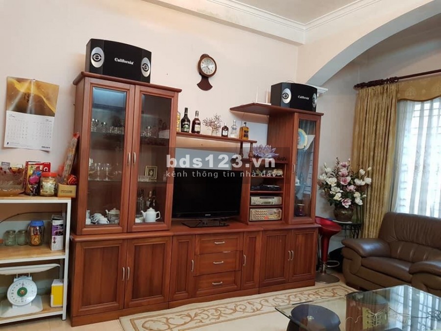 Nhà đẹp Trần Phú Hà Đông, DT 40m MT 7.3m, tặng toàn bộ nội thất, giá chỉ 2.75 tỷ
