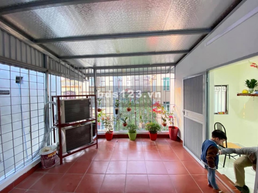 Cực Đỉnh, vỉa hè, kinh doanh, ô tô tránh, lô góc, ngõ to Đại Cồ Việt DT 30m2 nhỉnh 4 tỷ