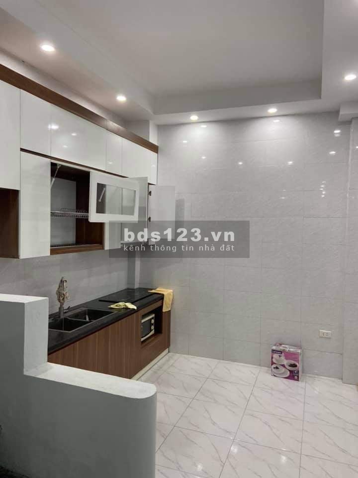 Bán nhà Vũ Tông Phan 30m2 giá 4 tỷ ô tô đỗ cửa kinh doanh tốt an sinh đỉnh, lhcc