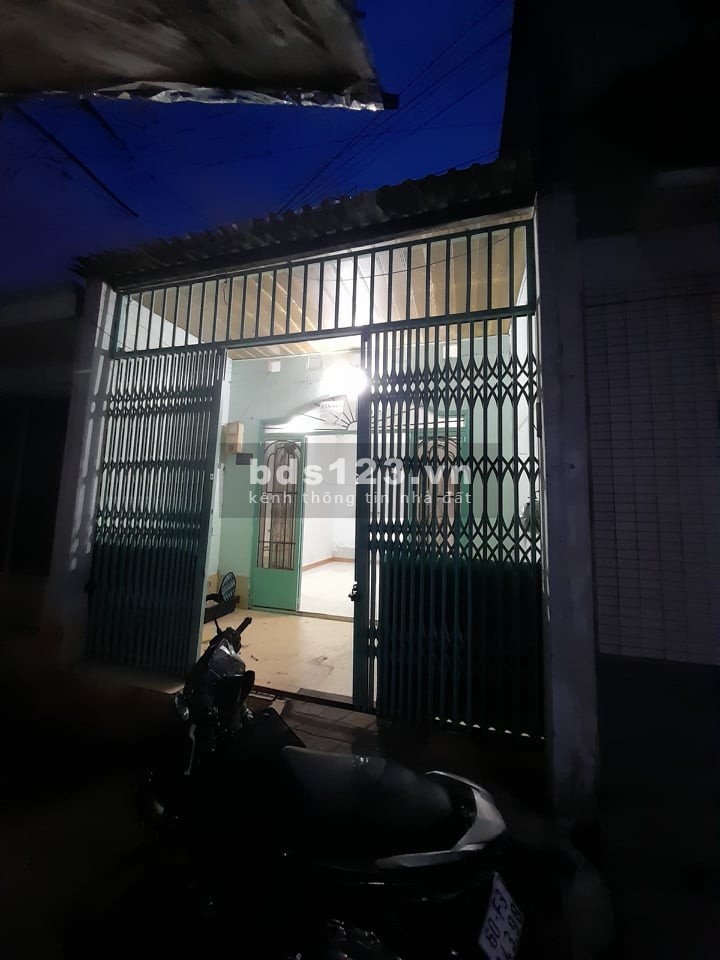 Bán nhà khu phố 4 Trường Chinh dt 57m2 giá chỉ 3.9 tỷ, Tân Thới Nhất Quận 12