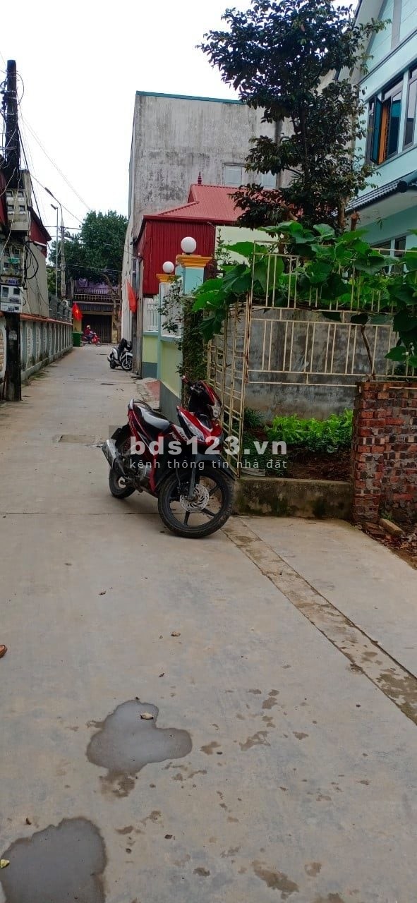 Còn 1 lô duy nhất cạnh chùa Diên Khánh, thị trấn Tứ Kỳ. Gía 1,25 tỷ