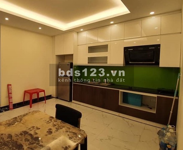 Đầu tư sinh lời, vừa ở vừa cho thuê, Nguyễn Văn Cừ, dt 50m2, 7 tầng, giá chỉ 7 tỷ