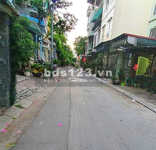Bán nhà Ao Sen, Hà Đông, mặt phố ô tô tránh, kinh doanh khủng mặt tiền 4m
