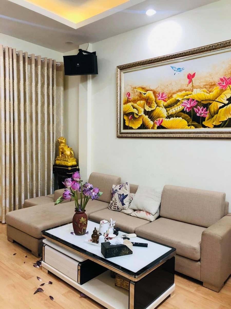 Bán nhà Kim Giang, Hoàng Mai, lô góc, dt 46m2, 4 tầng mới kiên cố, giá 3.6 tỷ