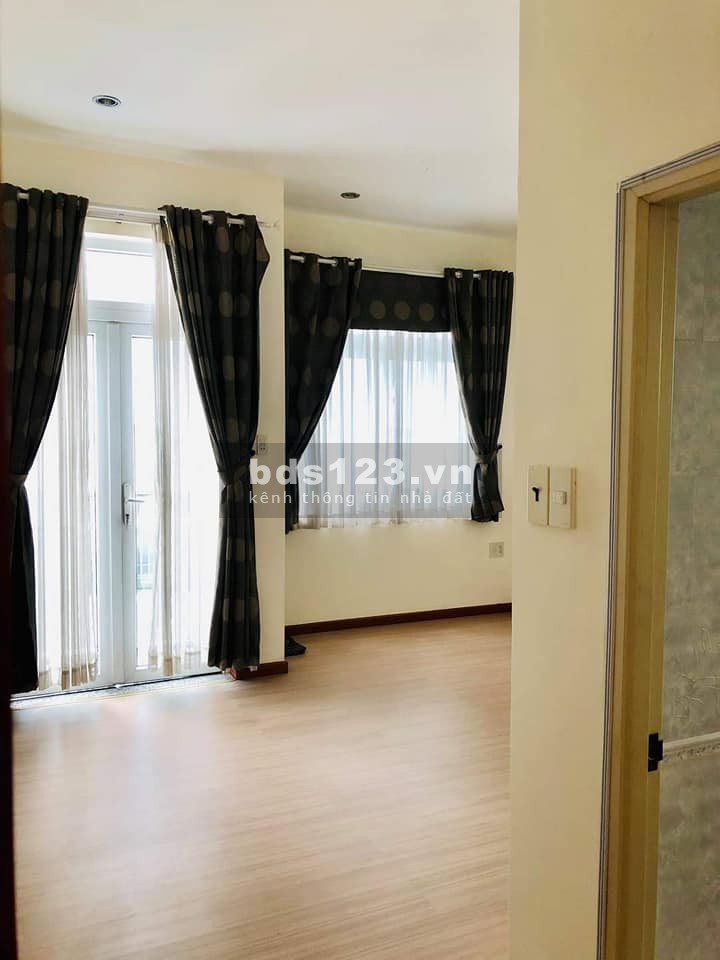 Nhà rẻ P15, Quận 8 diện tích 40m2 (4x10) Trệt 2 lầu đúc, giá rẻ 3.1 tỷ