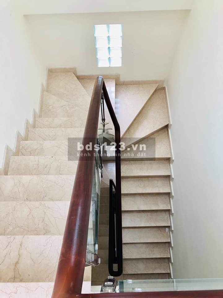 Nhà rẻ P15, Quận 8 diện tích 40m2 (4x10) Trệt 2 lầu đúc, giá rẻ 3.1 tỷ