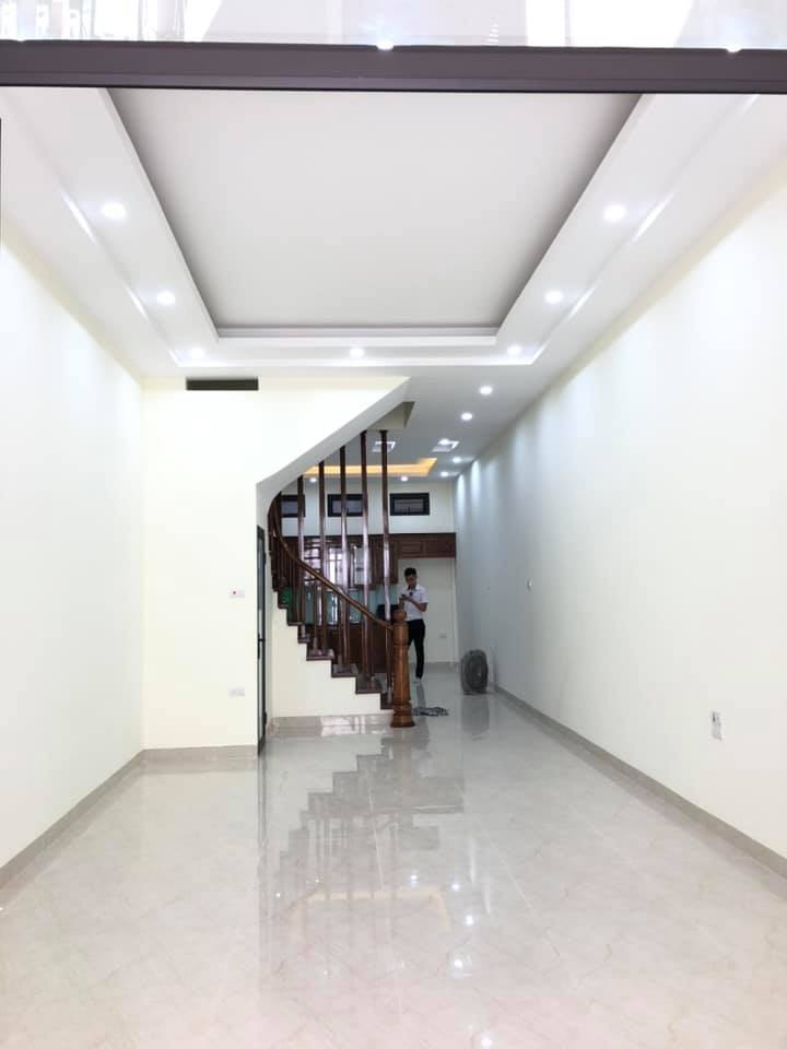 Bán nhà Hoàng Văn Thái 65m2, gần ô to, mới đẹp, long lanh, thoáng trước sau giá nhỉnh 6 Tỷ