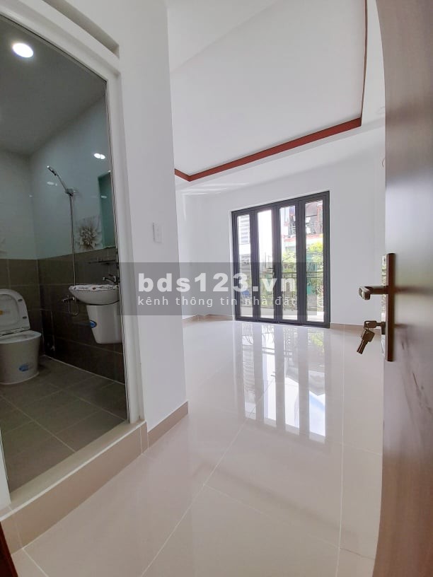 Nhà Âu Dương Lân Quận 8 Mới Xây Dựng Sổ Nở Hậu Đẹp, giá thoả thuận