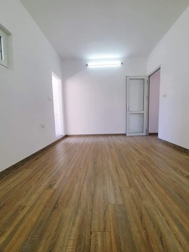 Nhỉnh 2 tỷ có nhà mới 30m2x4T , mặt tiền 4,2m nhà thuộc Khương Trung, Q.Thanh Xuân